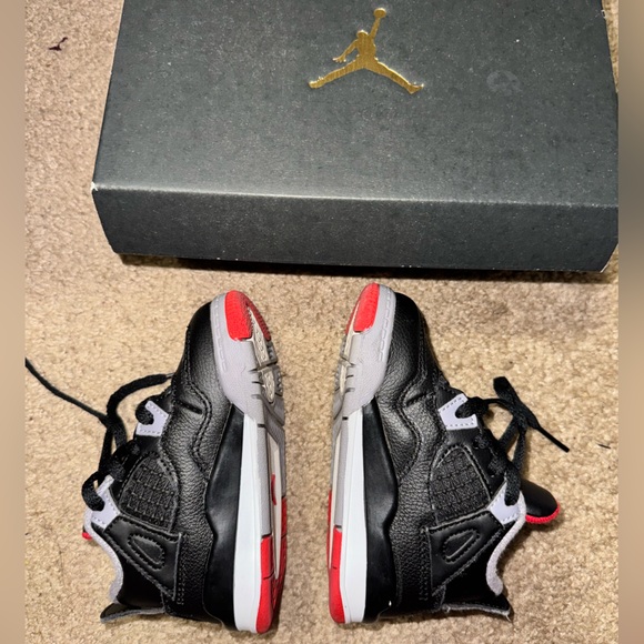 Kids 2024 JORDAN 4 RETRO TD - Picture 1 of 4